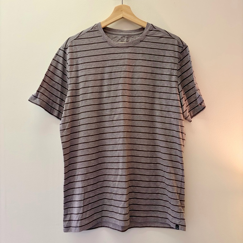 EVEN TIDE STRIPED TEE